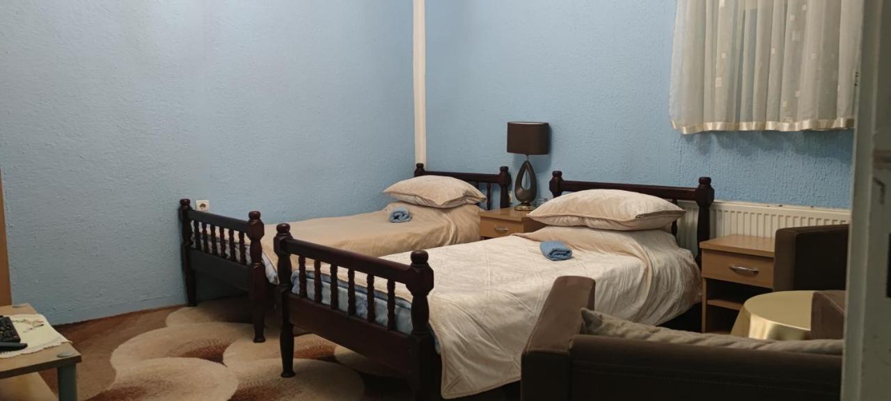 Guesthouse Prenociste Faraon Pljevlja Ngoại thất bức ảnh