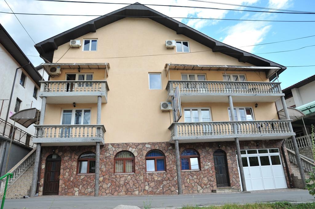 Guesthouse Prenociste Faraon Pljevlja Ngoại thất bức ảnh