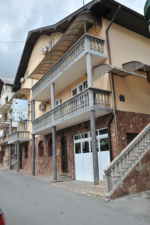 Guesthouse Prenociste Faraon Pljevlja Ngoại thất bức ảnh